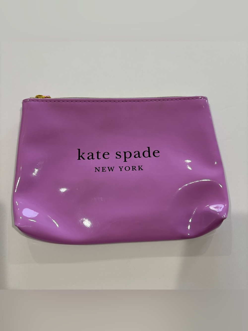Kate Spade New York Purple Patent‎ Cosmetic Makeup Bag Zip Pouch Travel Case